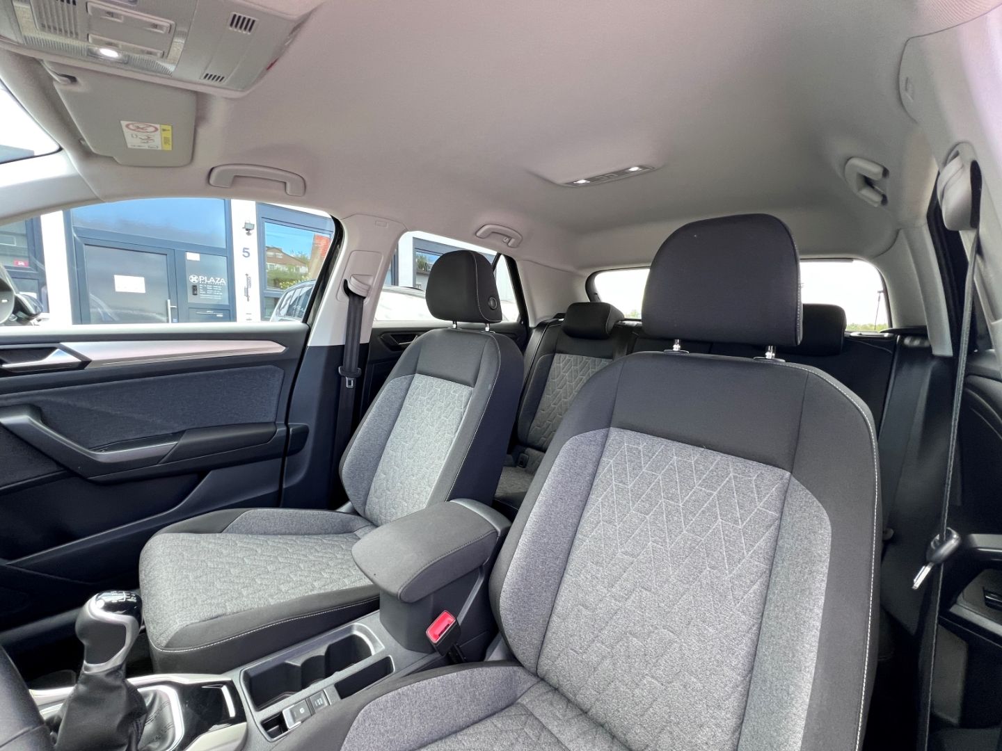 Volkswagen T-Roc 1.0TSI Move - Samsaru's Car Outlet