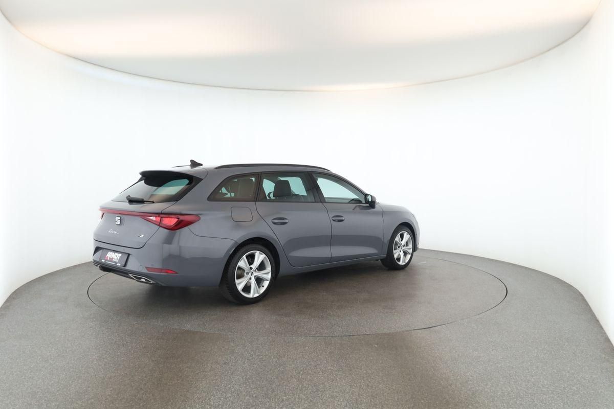 Seat Leon Sportstourer 2.0 TDI DSG FR LED Nav Kam AHK