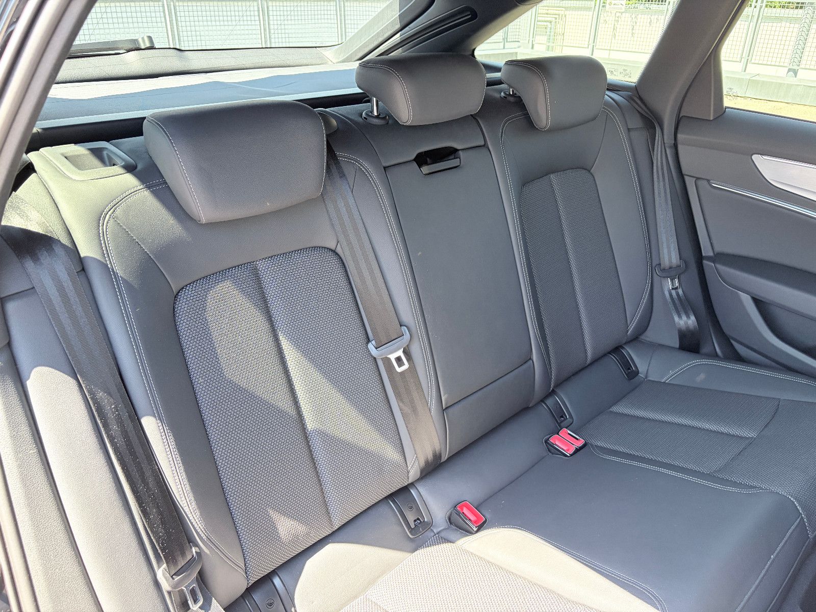 Audi A6 40 TDI qu. S line AHK/360°/ACC/HD-MATRIX/19"