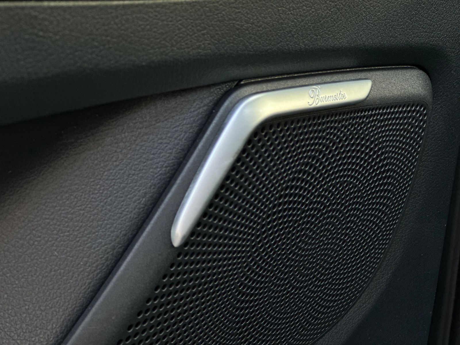 Mercedes-Benz V 300d EDITION Lang - Samsaru's Car Outlet