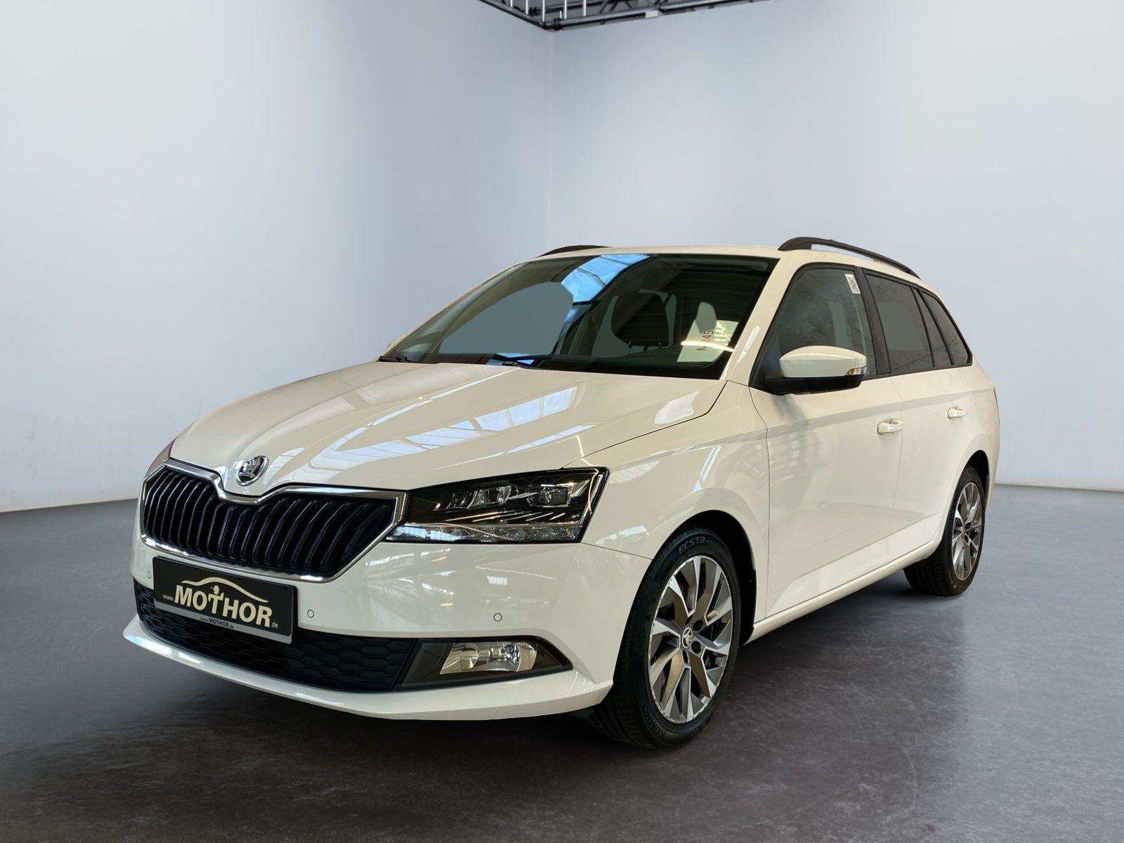 Skoda Fabia Combi 1.0 TSI DSG - Samsaru's Car Outlet