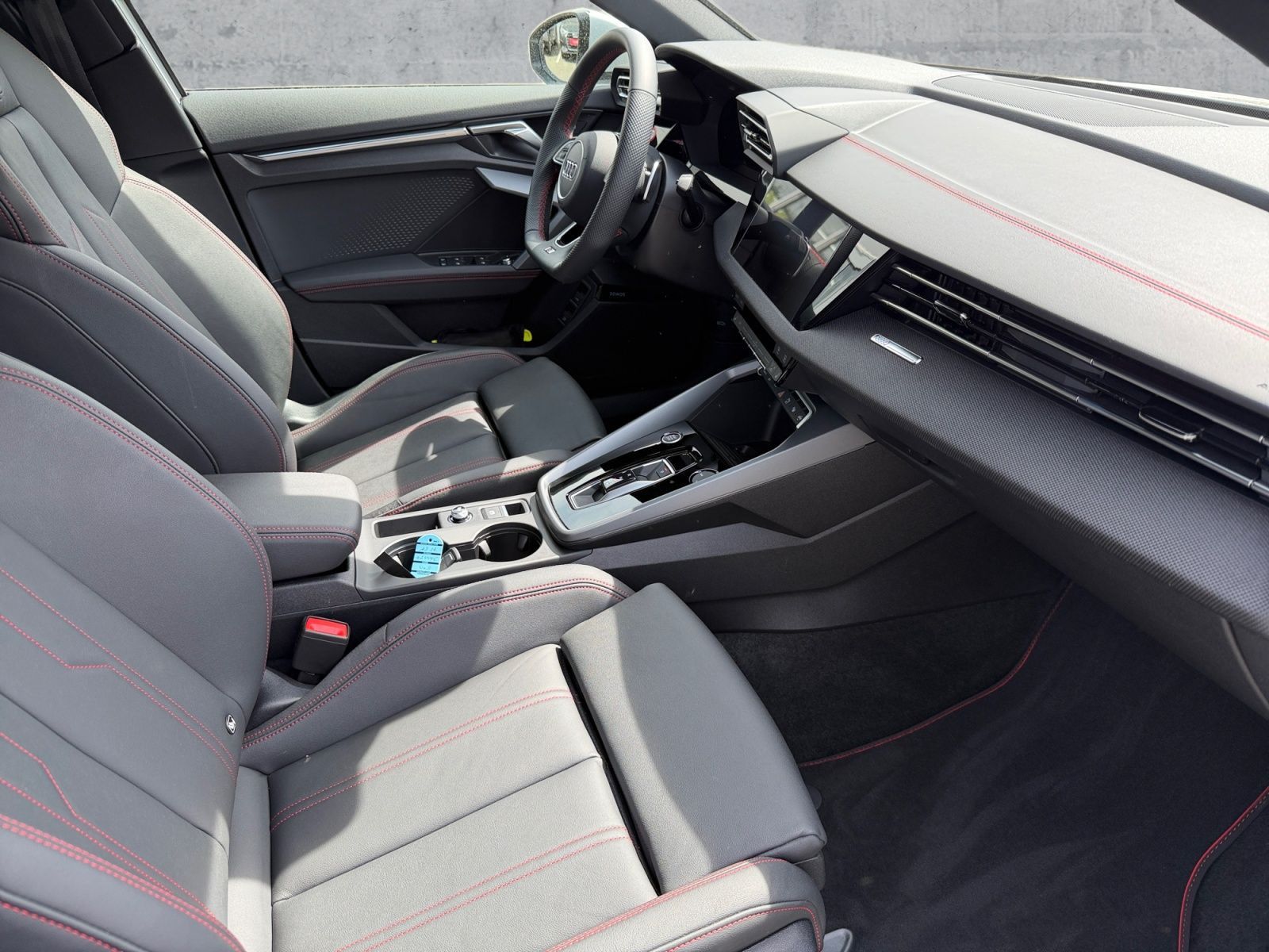Audi A3 Sportback TFSI e S-LINE INT LED+SONOS+RFK+AHK