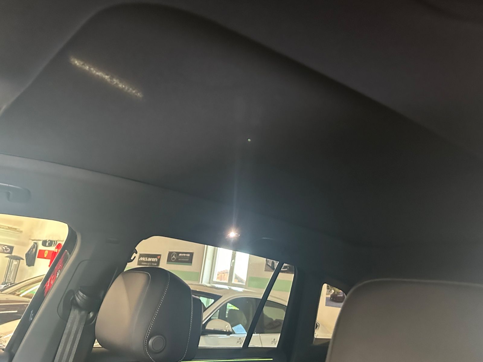 Volkswagen Tiguan R-Line 4Motion - Samsaru's Car Outlet