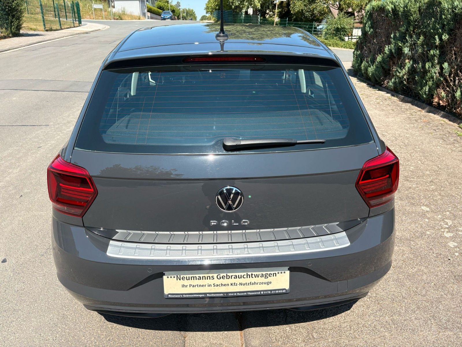 Volkswagen Polo 1.0 TSI - Samsaru's Car Outlet