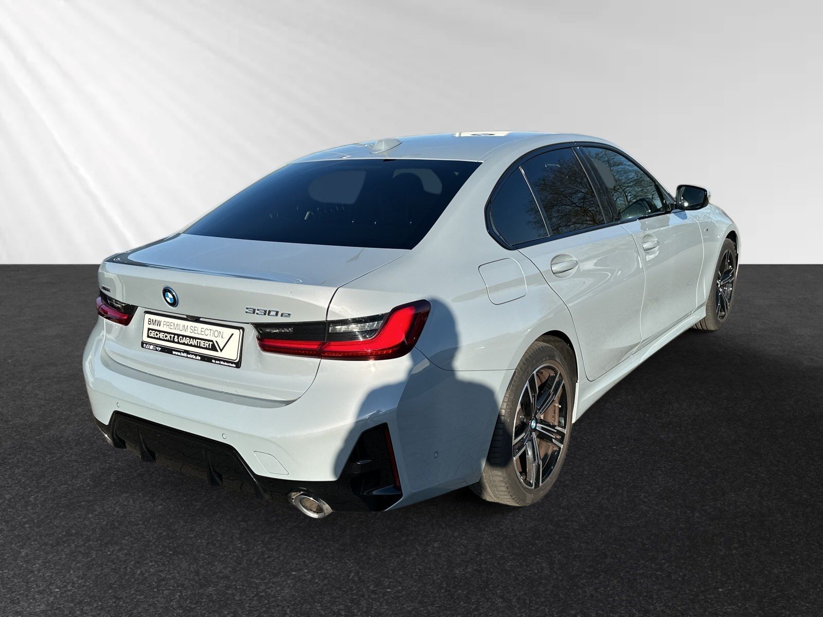 BMW 330e xDrive M Sport|Head-Up|Stop&Go|PA+|DA