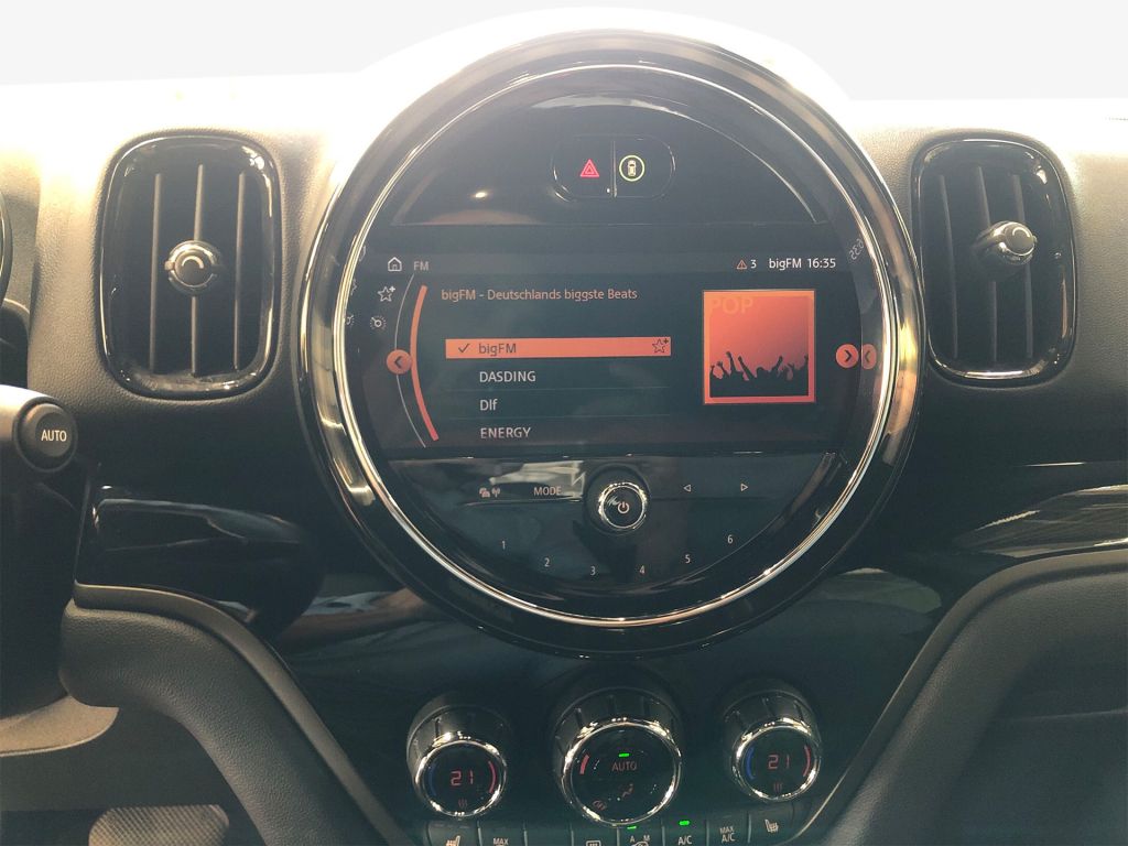 MINI Cooper S E Countryman All4 Aut. - Samsaru's Car Outlet