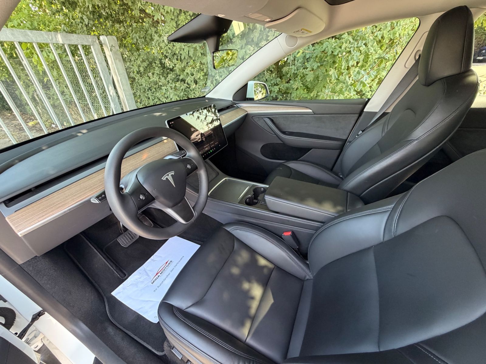 Tesla Model Y Standard Range RWD