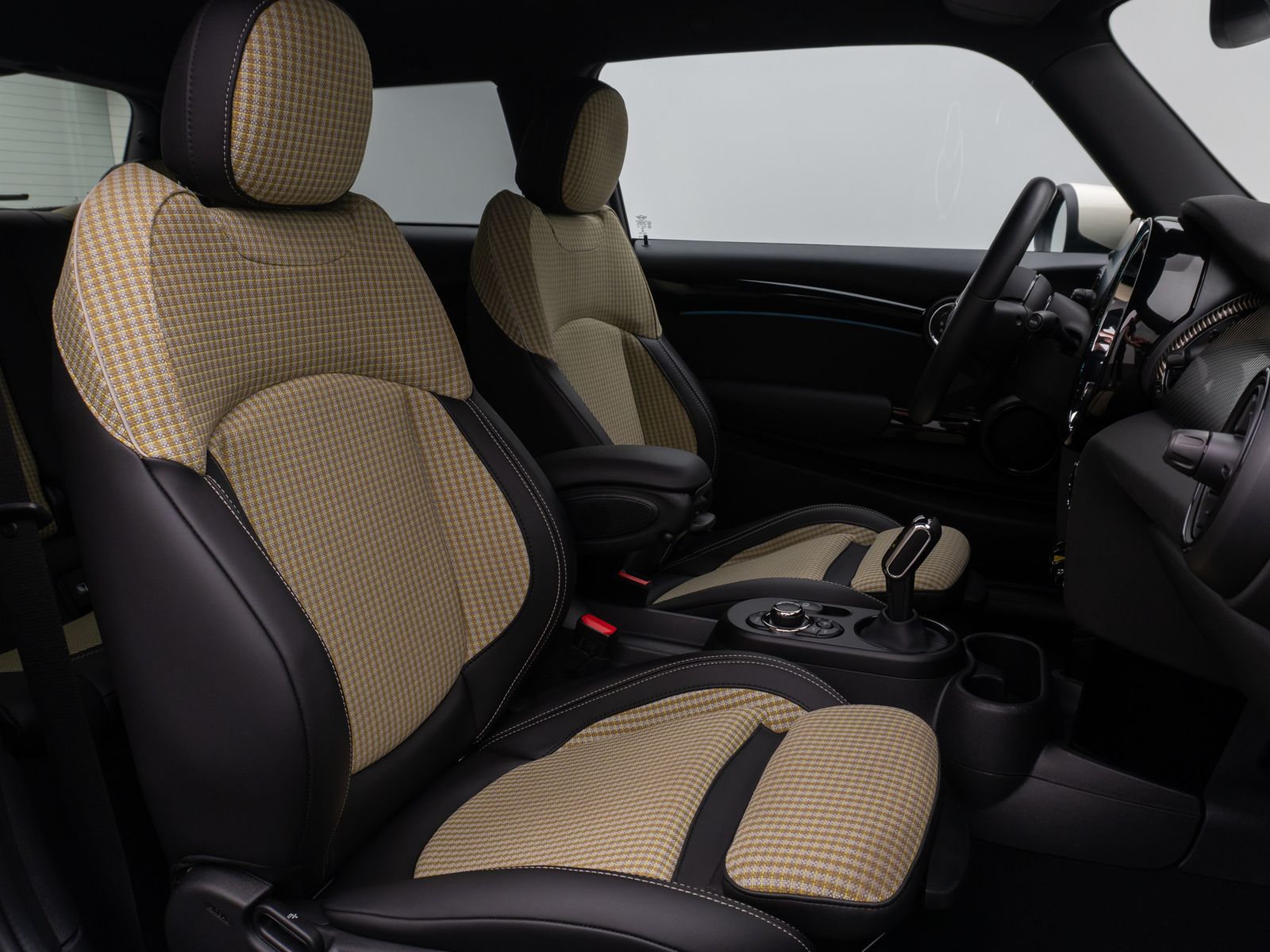MINI COOPER SE Resolute Edition - Samsaru's Car Outlet