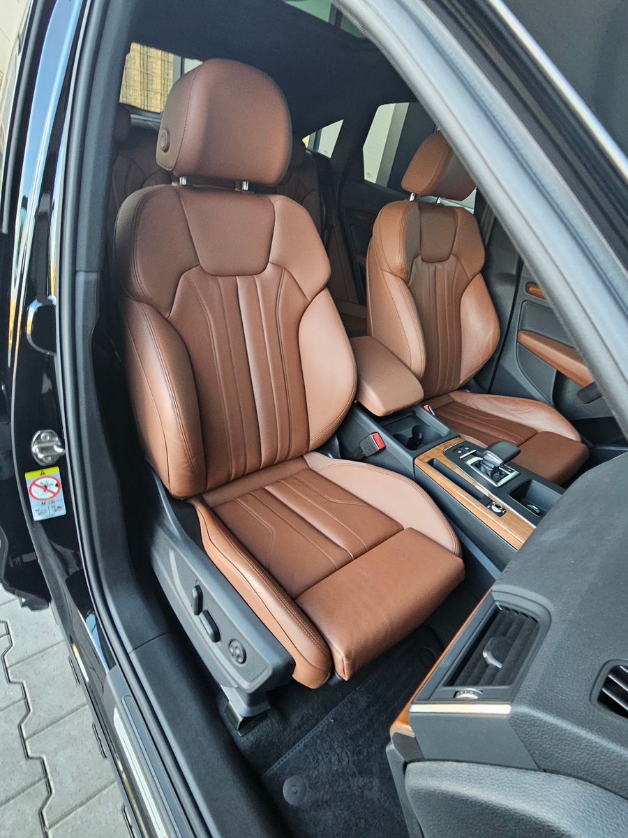 Audi Q5 55 TFSI e Sportback  S line Top Zustand