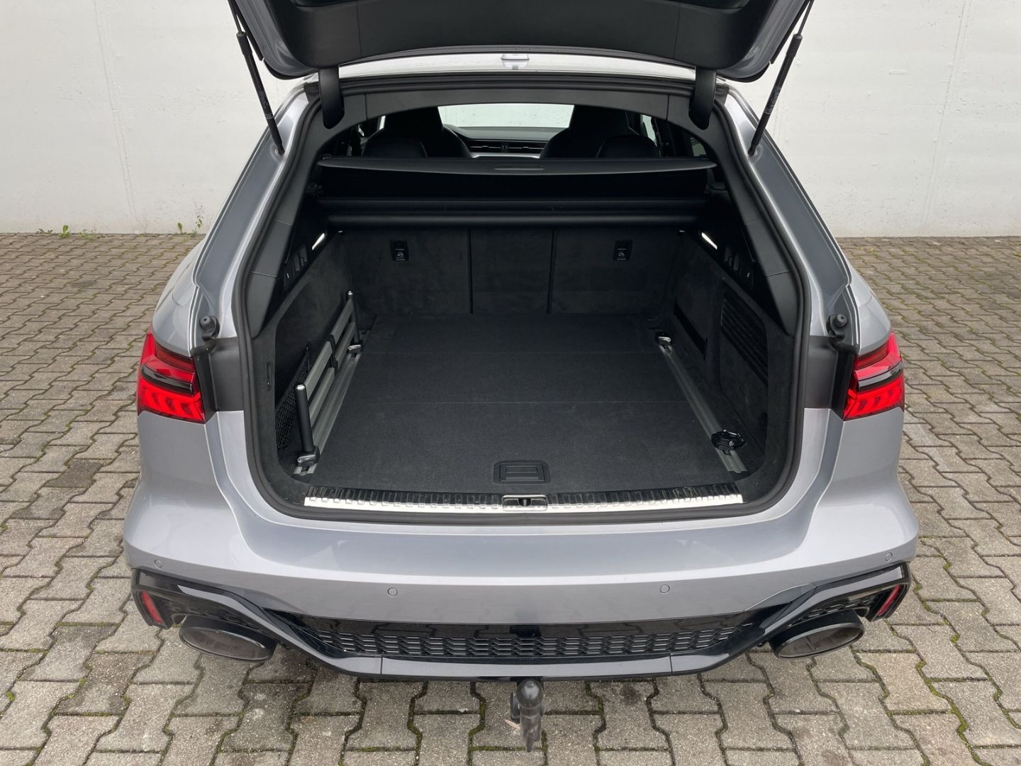 Audi RS6 Avant AHK/B&O/RS-AGA/Matrix/AIR susp/280km/h