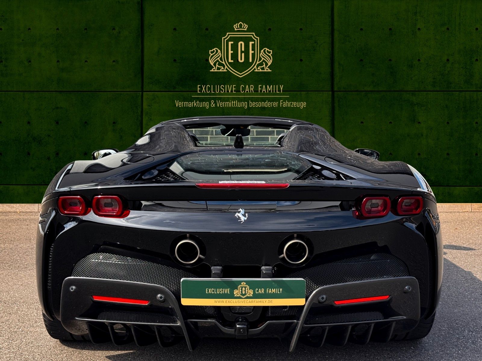 Ferrari SF90 Spider - Samsaru's Car Outlet