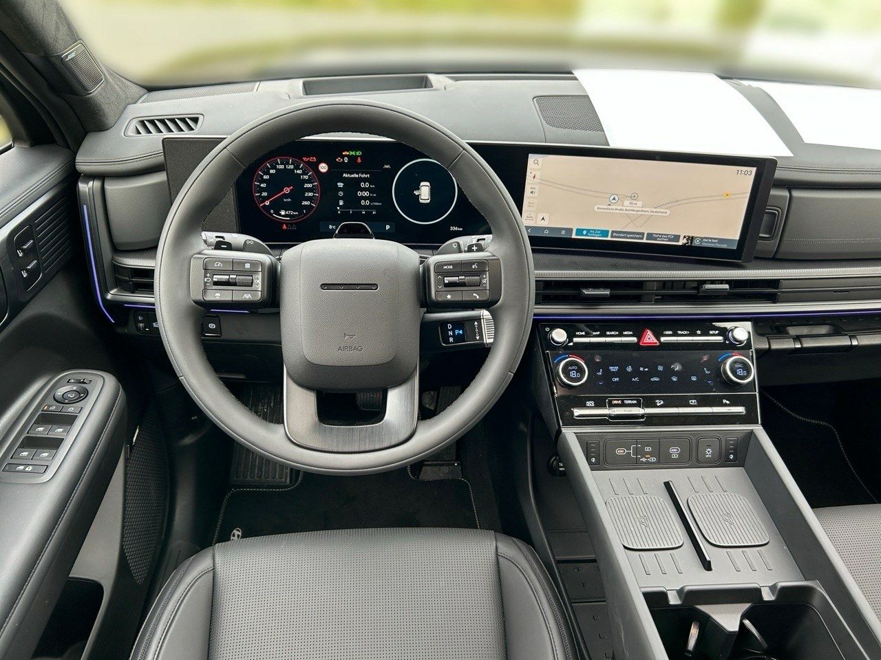 Hyundai SANTA FE 1.6 T-GDI HEV 4WD Blackline - Samsaru's Car Outlet