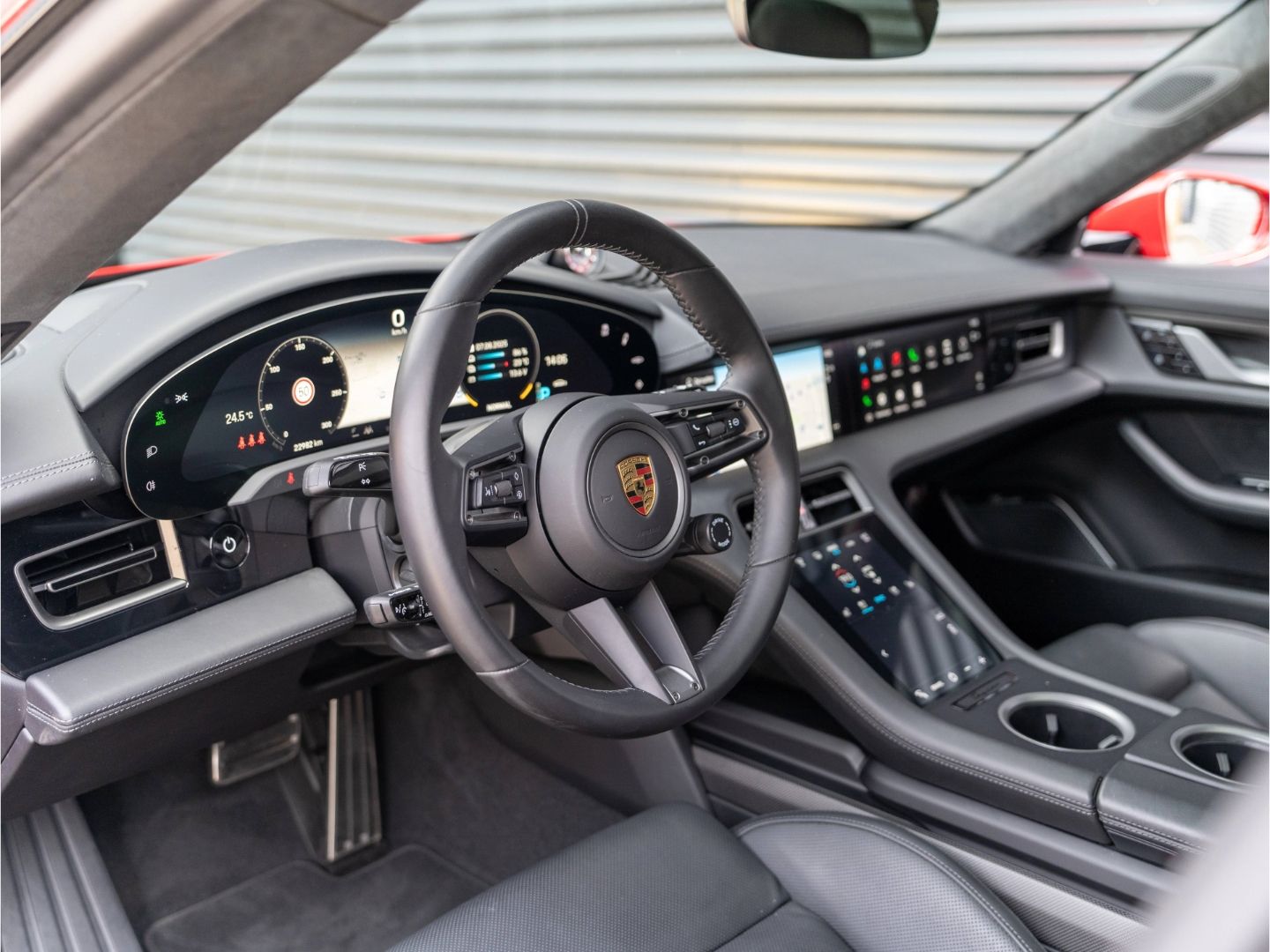 Porsche Taycan Turbo S Cross Turismo Burmester LED-PDLS