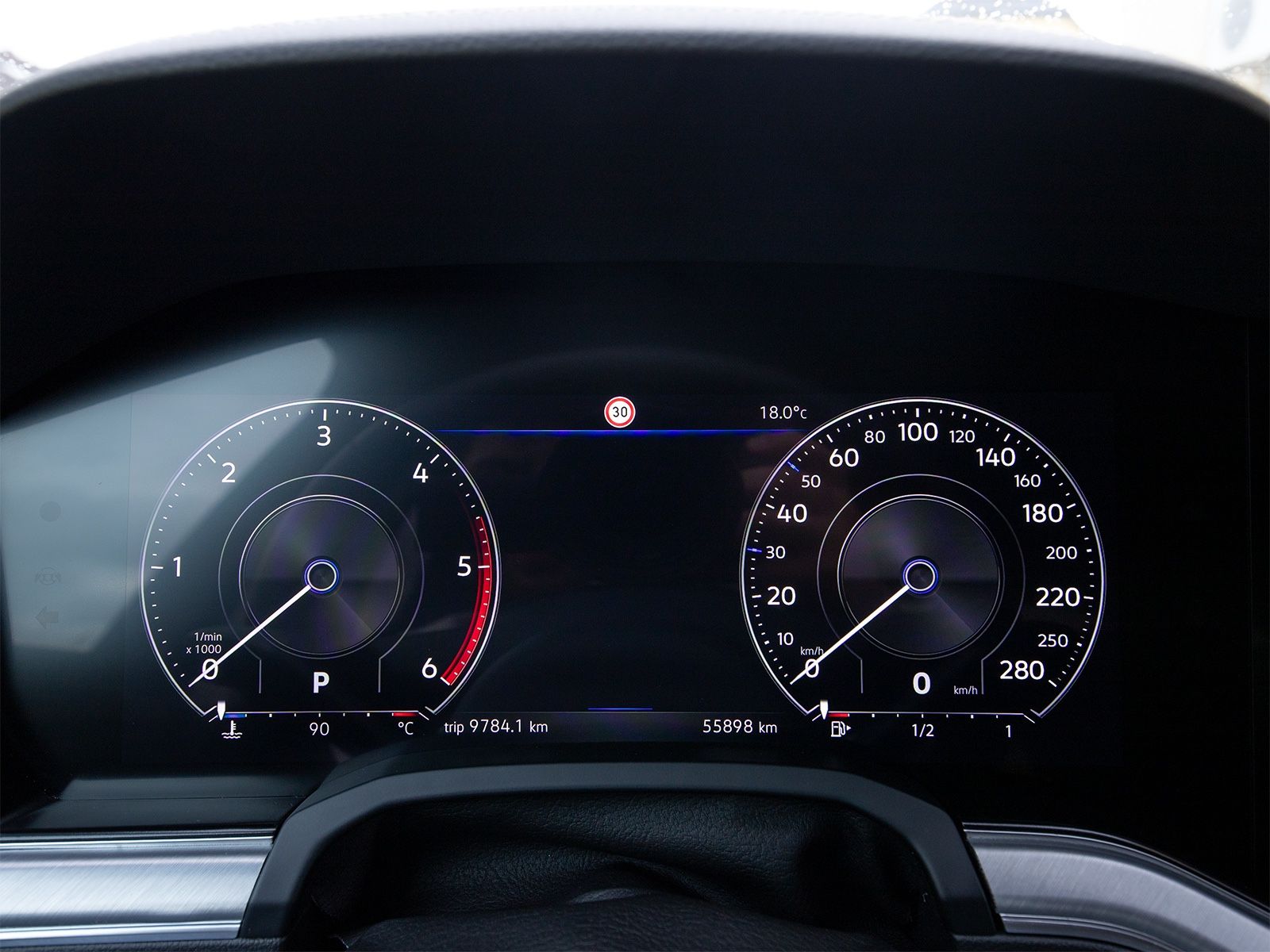 Volkswagen Touareg R-Line - Samsaru's Car Outlet