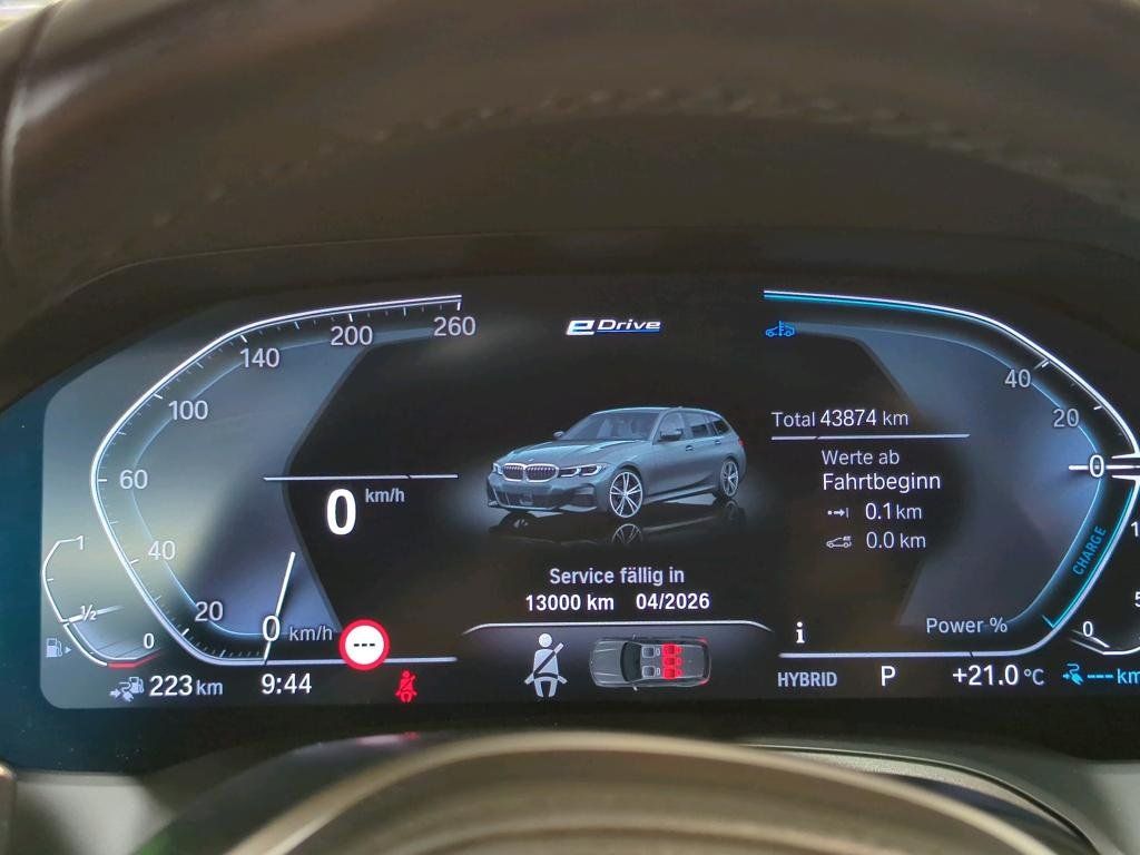 BMW 330e xDrive M Sport - Samsaru's Car Outlet