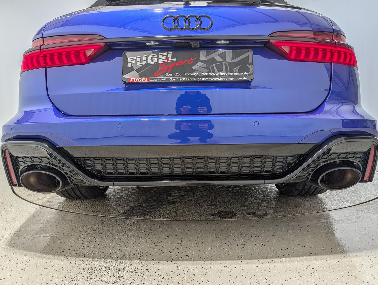 Audi RS6 Avant 4.0 TFSI quattro Standhzg.|HuD|B&O|AHZ