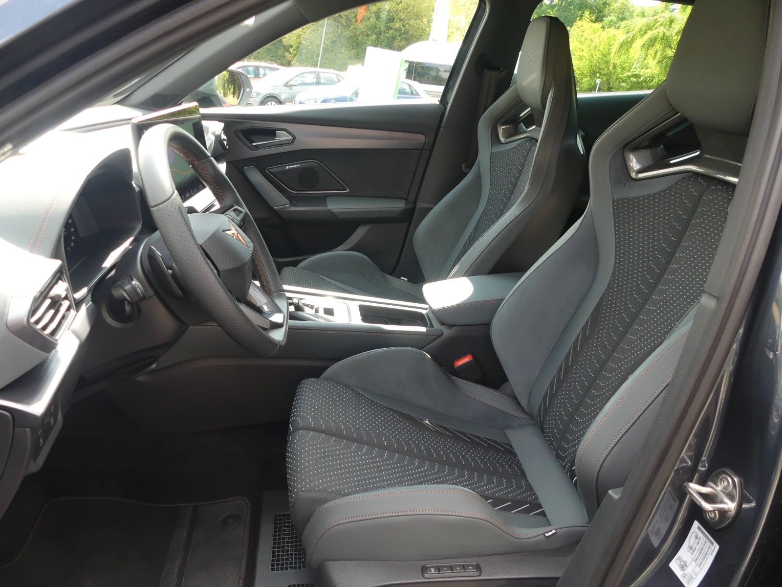 Cupra Formentor 4Drive, LED, Navi, 3Z Klima, Skyline