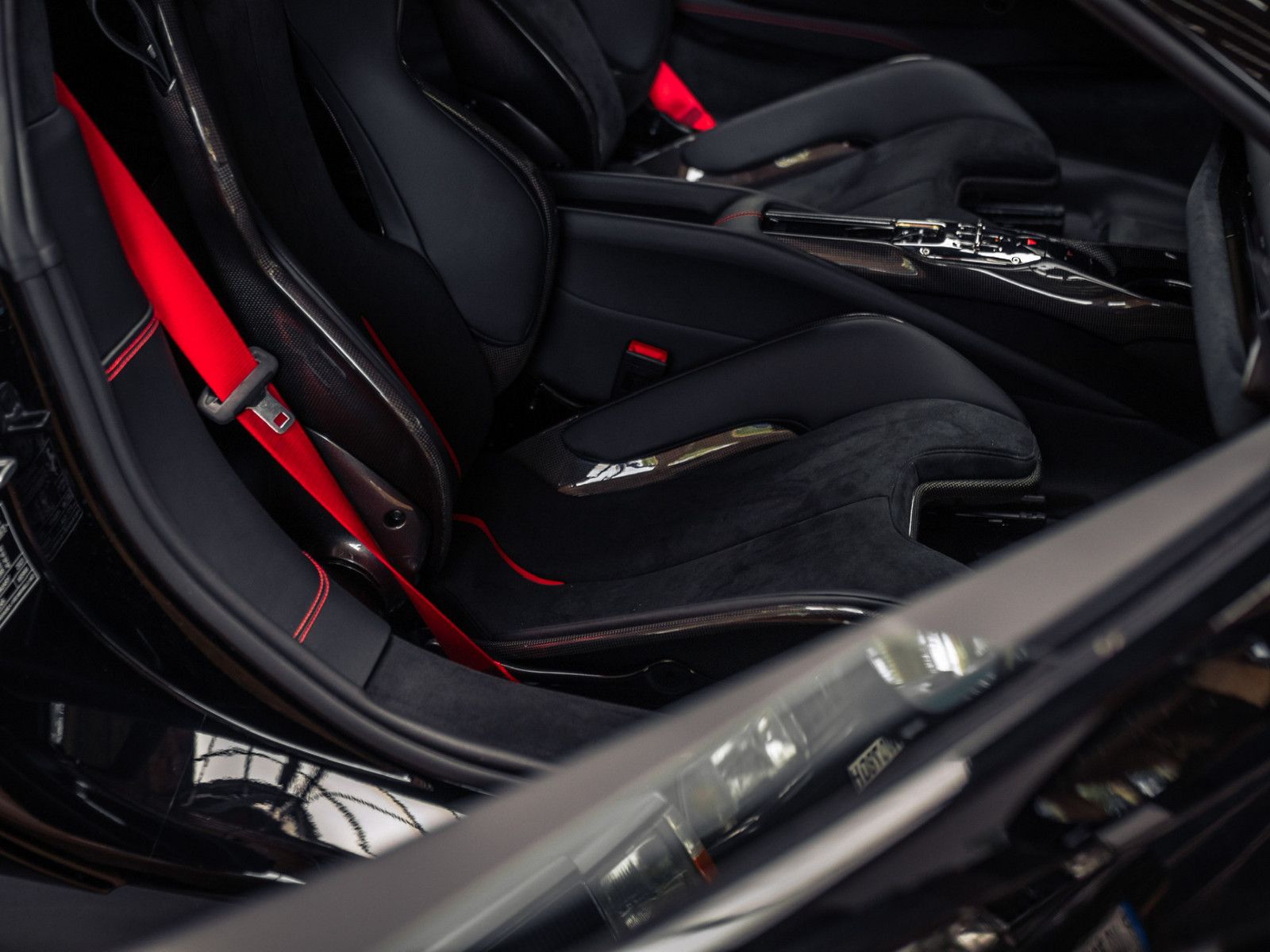 Ferrari 296 GTB - Samsaru's Car Outlet