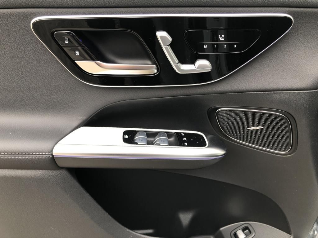 Mercedes-Benz GLC 220 d 4MATIC Avantgarde - Samsaru's Car Outlet