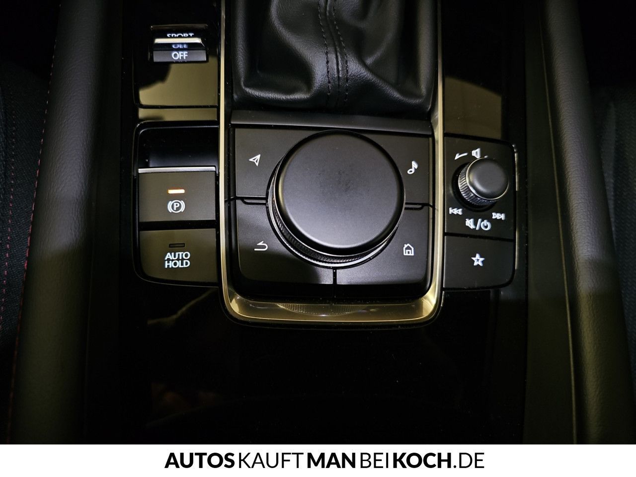 Mazda 3 5HB 2.5L 140ps 6AT FWD Homura ACC HUD Navi LED