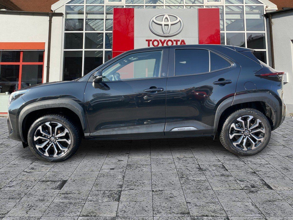 Toyota Yaris Cross 1.5 Hybrid Team D CloudNavi*ACC*KAM