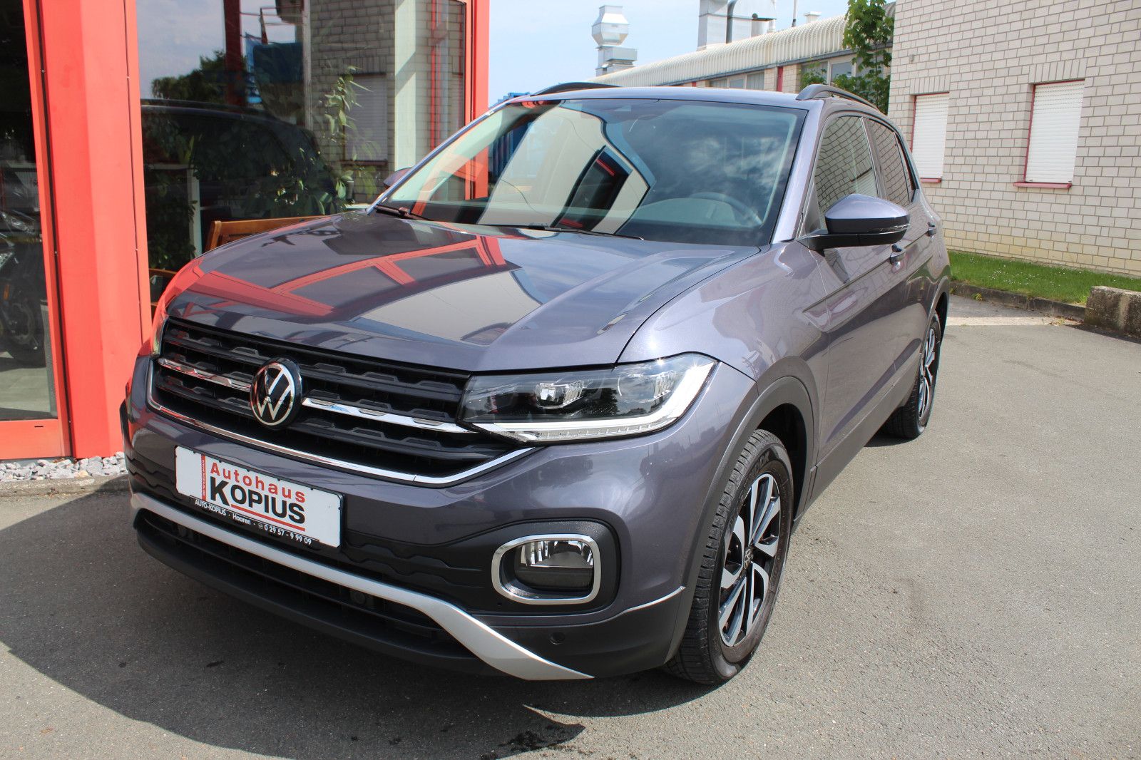 Volkswagen T-Cross 1.0 TSI Active - Samsaru's Car Outlet