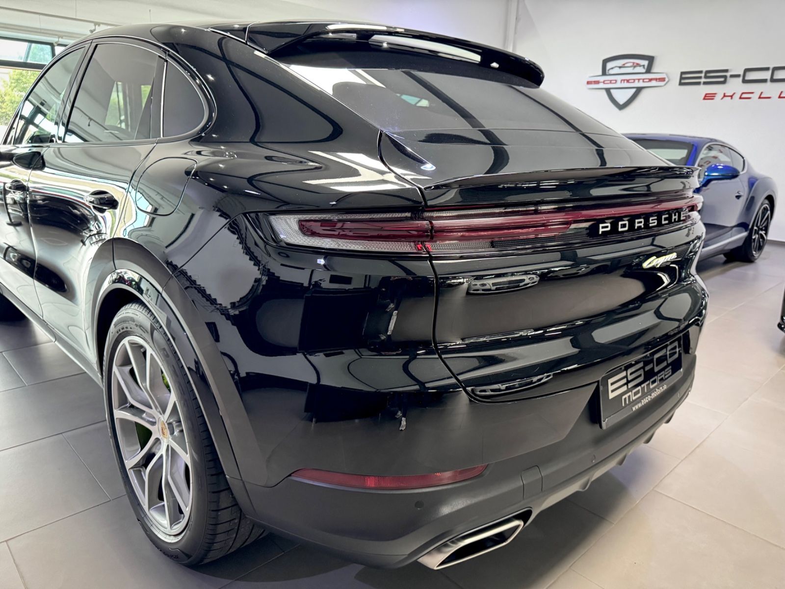 Porsche CAYENNE COUPE E-HYBRID FACELIFT INNO-DRIVE 21"