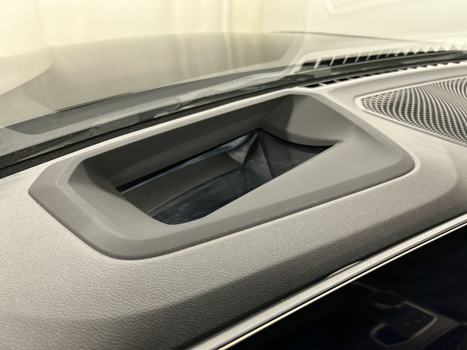 BMW 320d Touring M Sportpaket - Samsaru's Car Outlet
