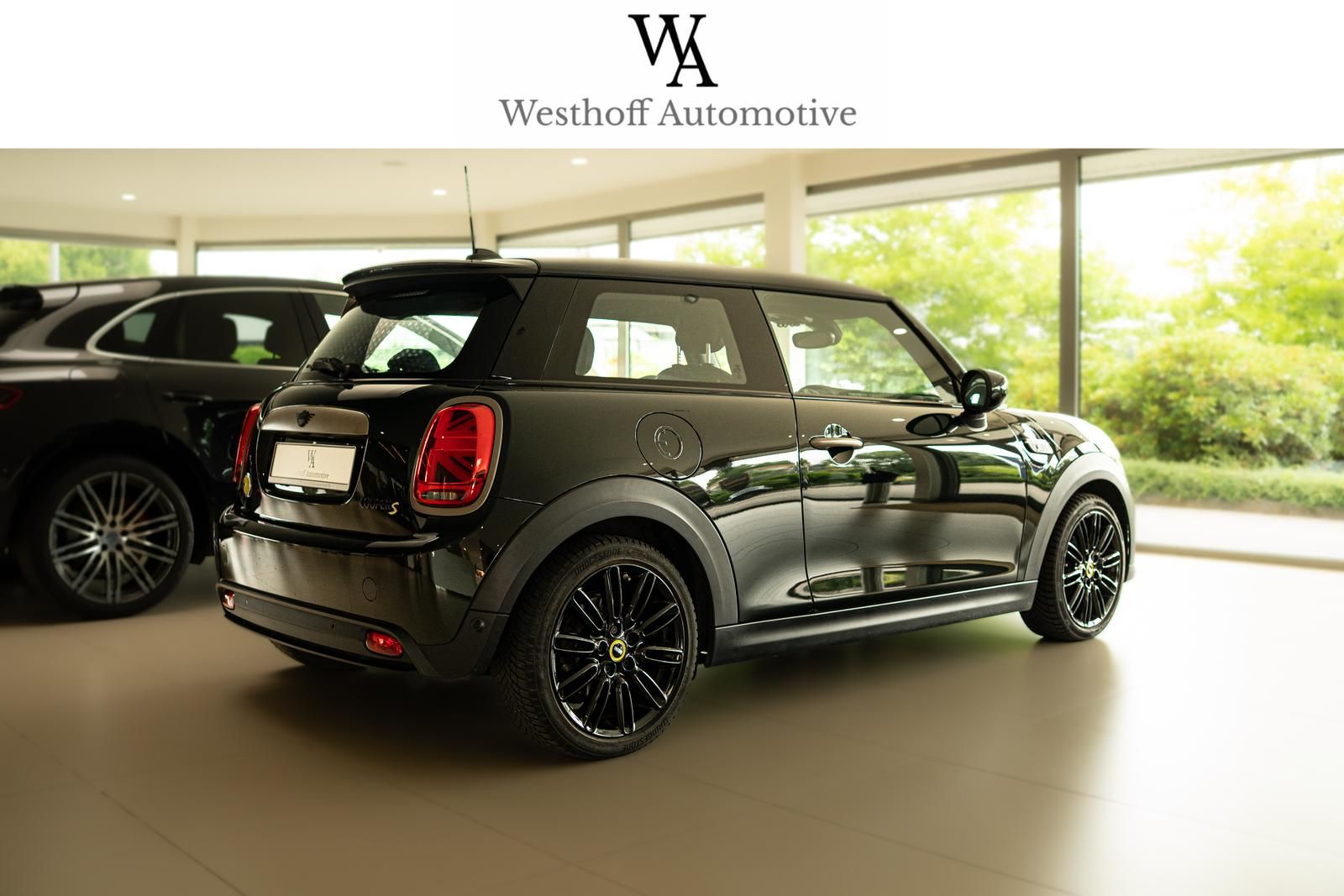 MINI Mini Cooper SE Resolute Edition - Samsaru's Car Outlet