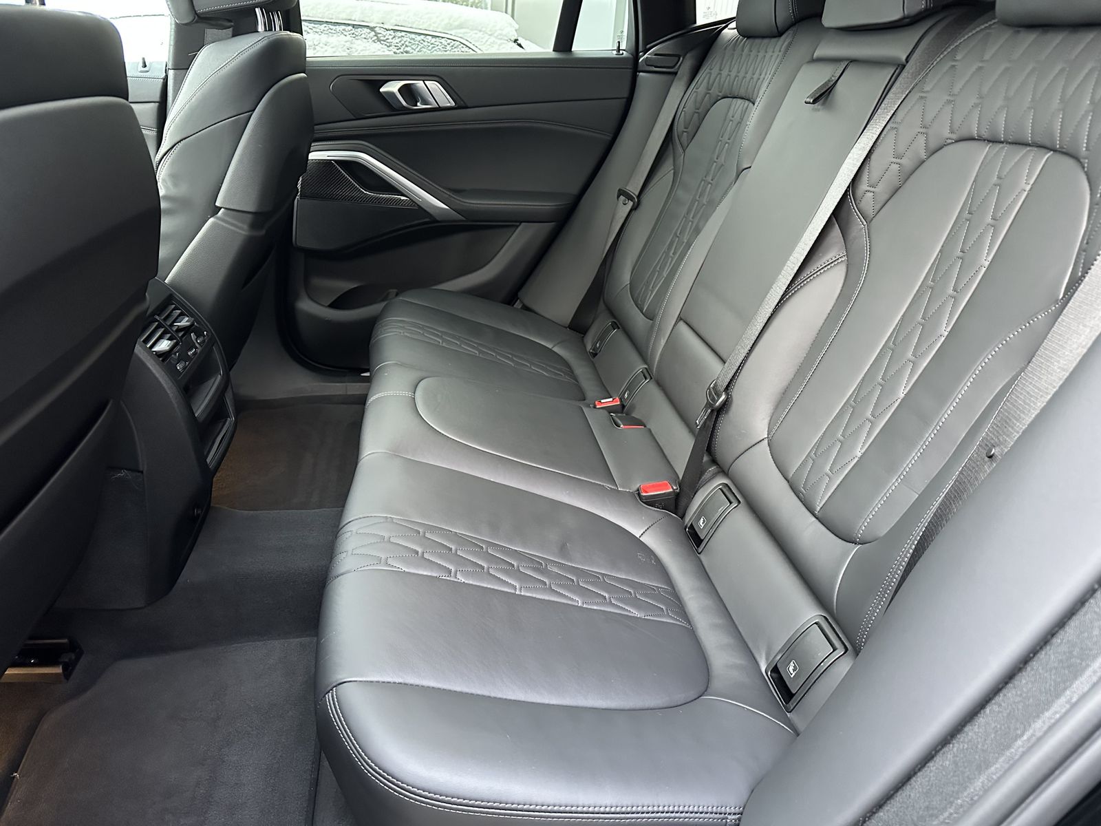 BMW X6 xDrive40d M-Sport NAV+LASER+AHK+PANO+HEAD-UP