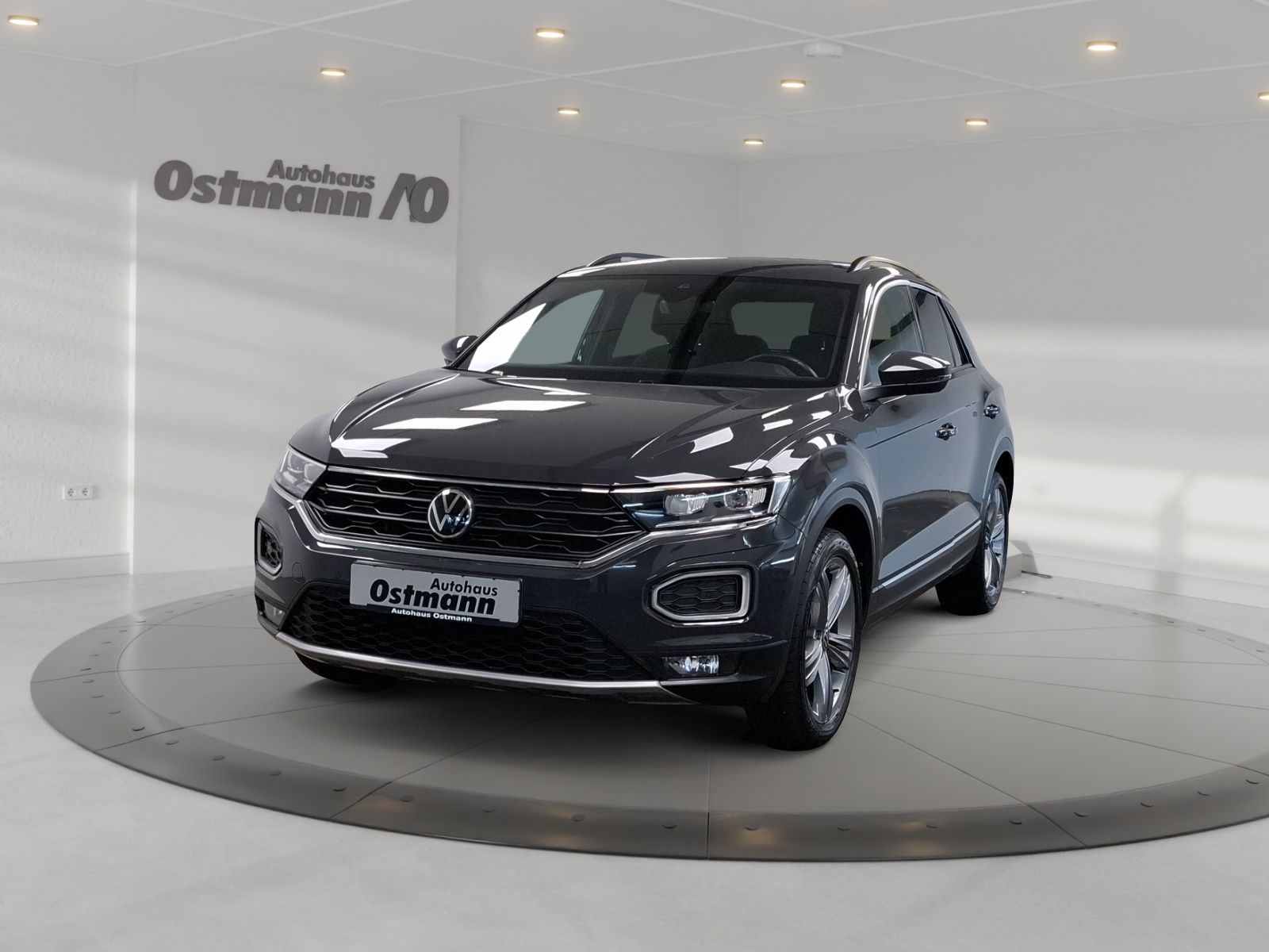 Volkswagen T-Roc 1.5 TSI Sport - Samsaru's Car Outlet