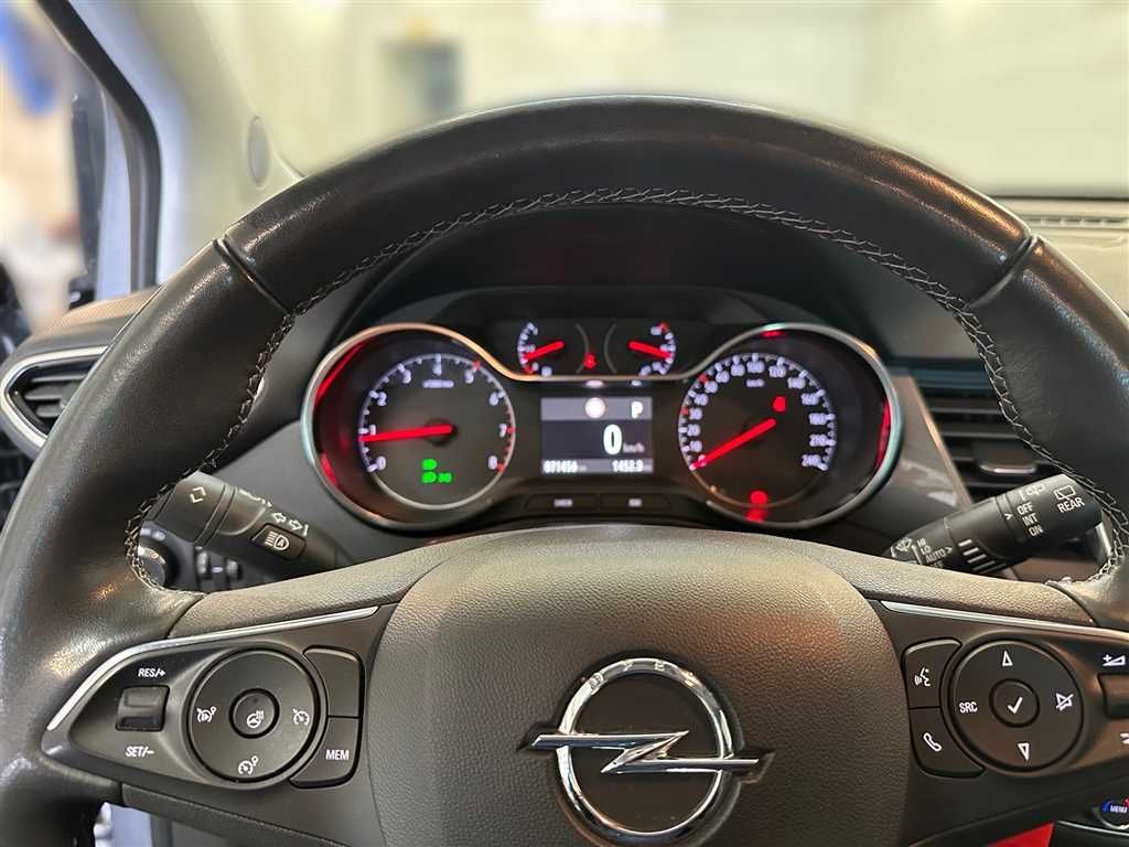Opel Crossland X Elegance - Samsaru's Car Outlet