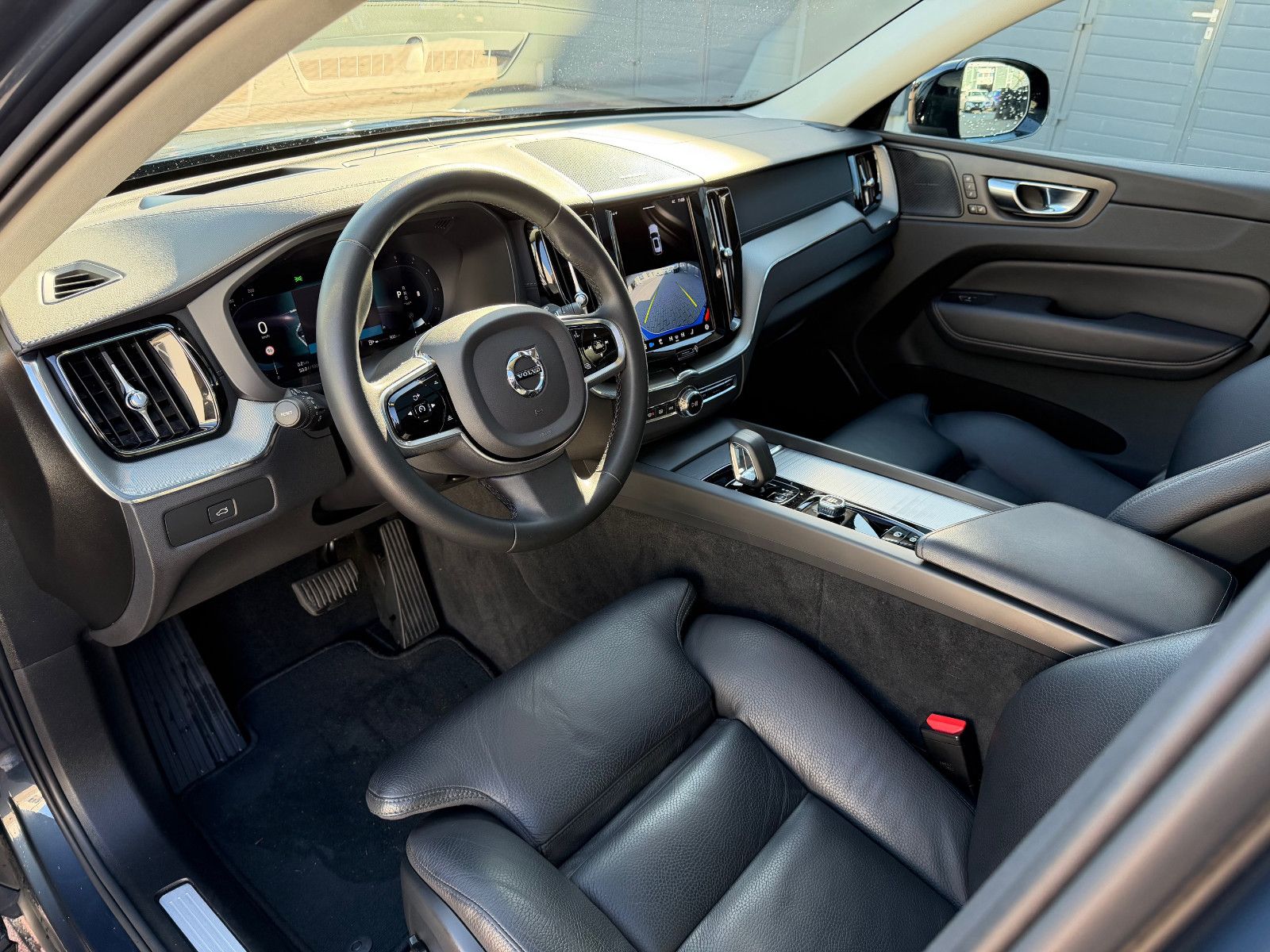 Volvo XC60 B5 D Ultimate Dark AWD*STHZG*PANO*360°*ACC