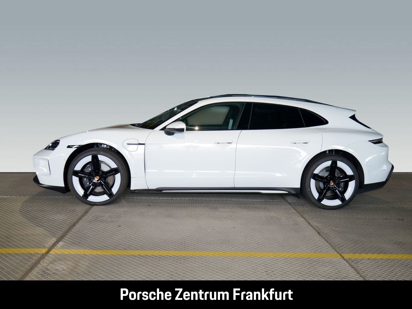 Porsche Taycan Sport Turismo BOSE Surround-View 21-Zoll