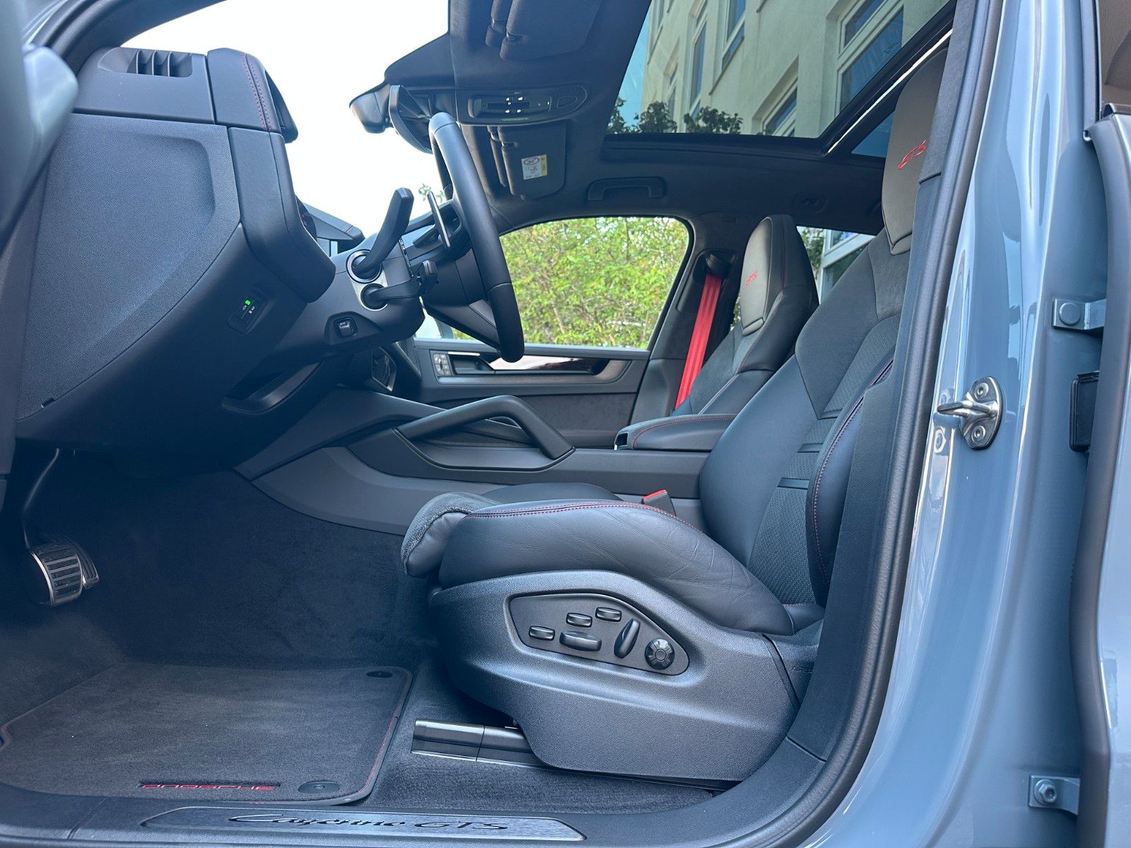 Porsche Cayenne GTS ACC,PANO,BOSE,MATRIX,LUFT,AHK,CHRONO