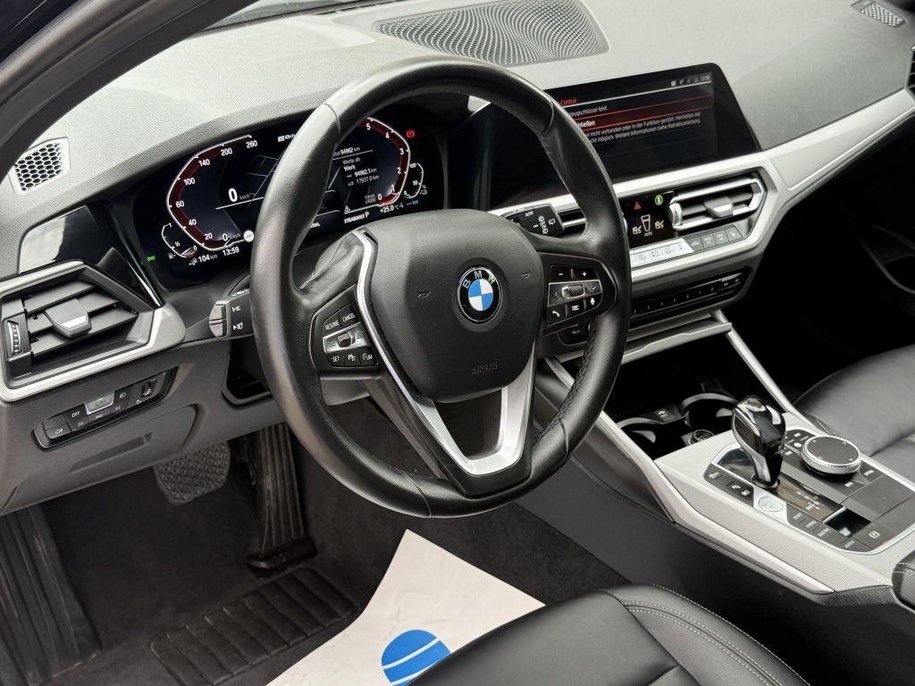 BMW 330 e Touring Aut. Advantage - Samsaru's Car Outlet