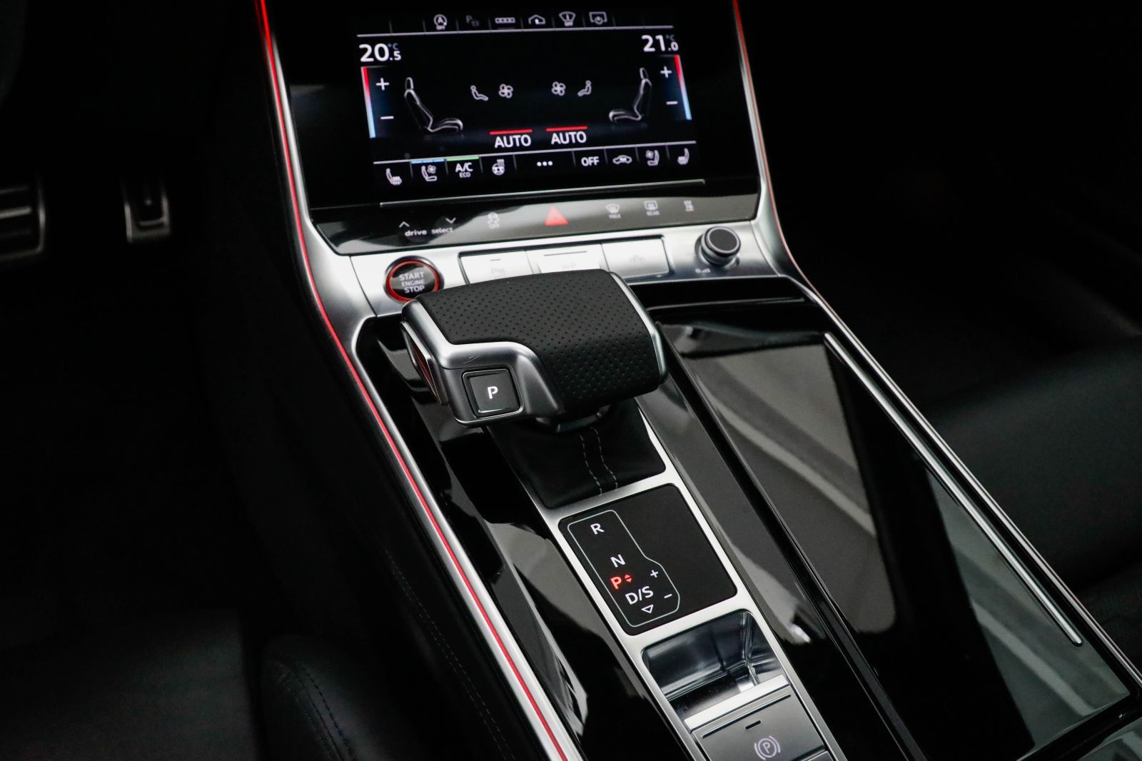 Audi RS 6 Avant performance AHK Pano HUD Matrix B&O