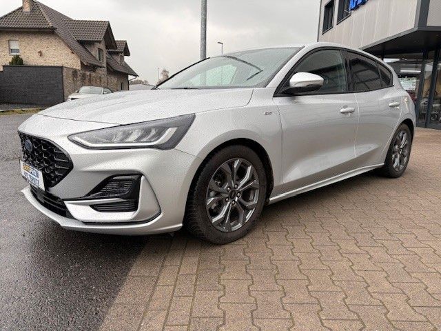 Ford Focus Lim. ST-Line ACC LED Navi Kamera