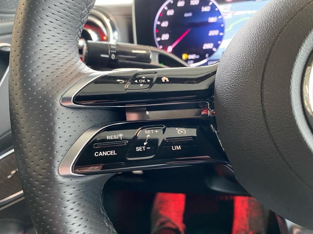 Mercedes-Benz C 300 4MATIC *AMG* - Samsaru's Car Outlet