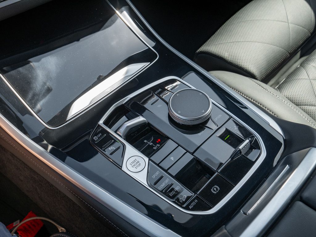 BMW X5 xDrive 40d M-Sport Pro LUFTFEDERUNG+PANO+AHK