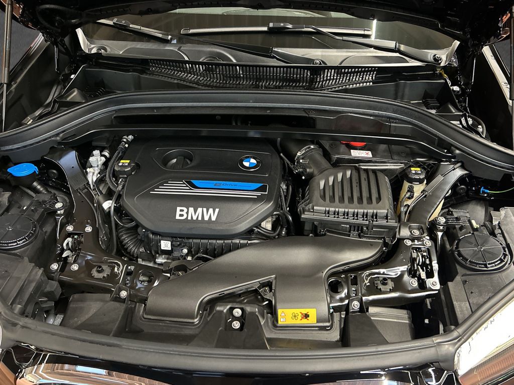 BMW X1 xDrive25e Advantage - Samsaru's Car Outlet