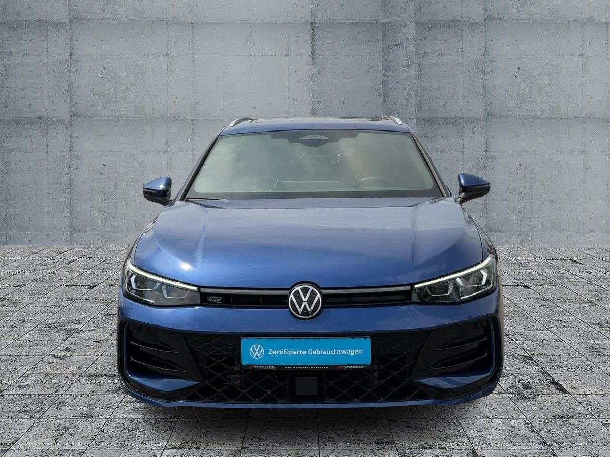 Volkswagen Passat Variant 1.5 eHYBRID R-LINE 5JG+AHK+PANO