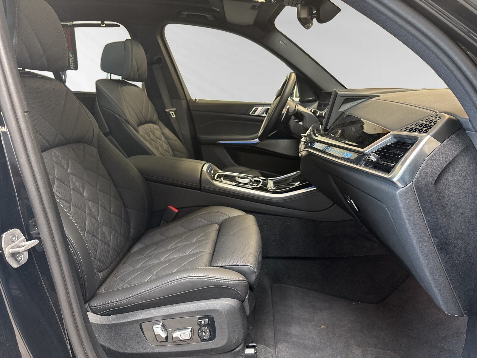 BMW X5 xDrive40d M Sport|AHK|Pano|DA&PAProf.