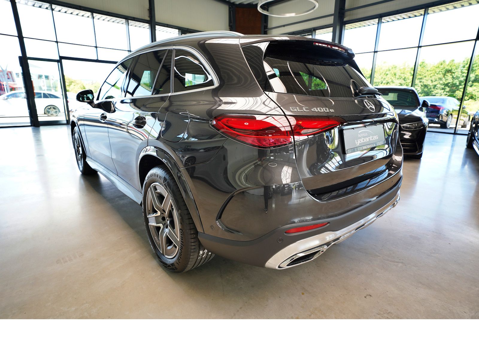 Mercedes-Benz GLC 400 e 4M AMG - Samsaru's Car Outlet