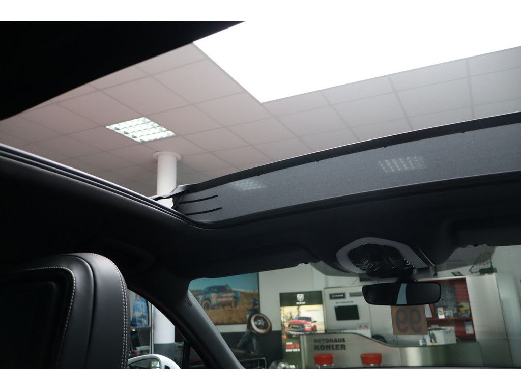 Porsche Macan 2.9 S Facelift PASM Panorama PDLS+ 20"