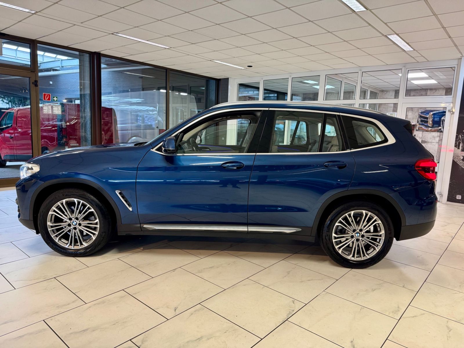 BMW X3 20d xDrive LUXURY LEDER LED STANDHZG PDC SHZ