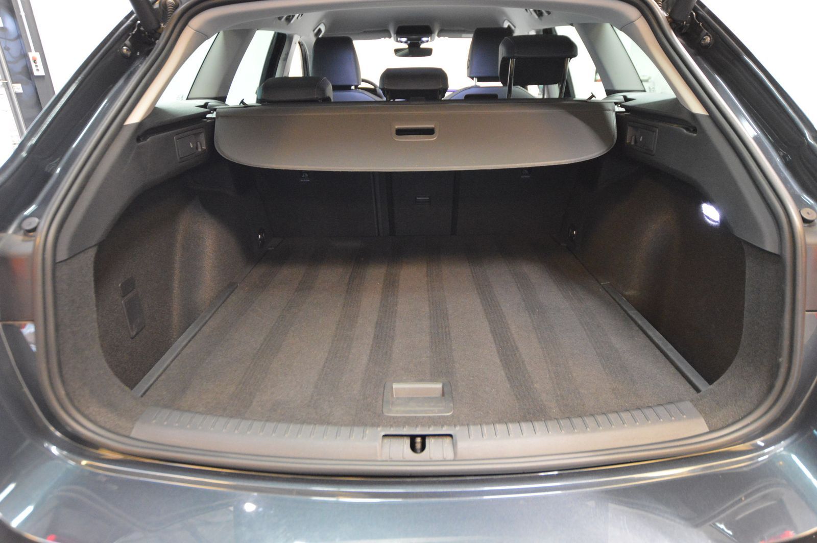 Cupra Leon Sportstourer 1.5 eTSI - Samsaru's Car Outlet