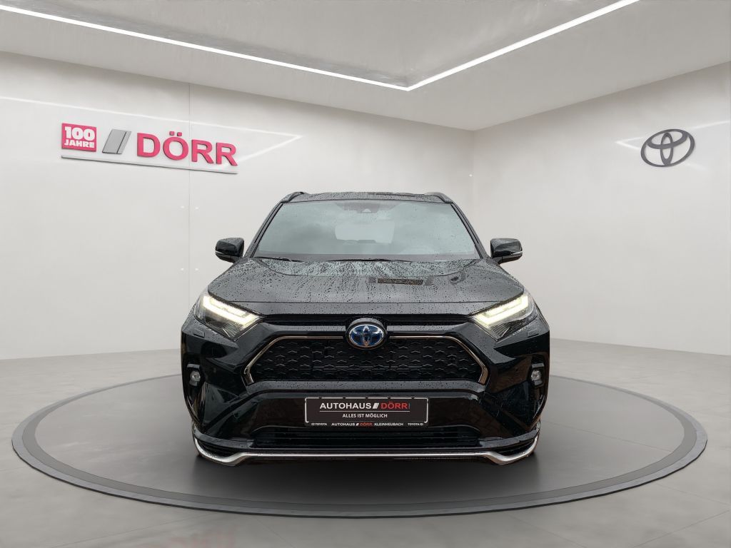 Toyota RAV 4 Plug-in-Hybrid Teamplayer*