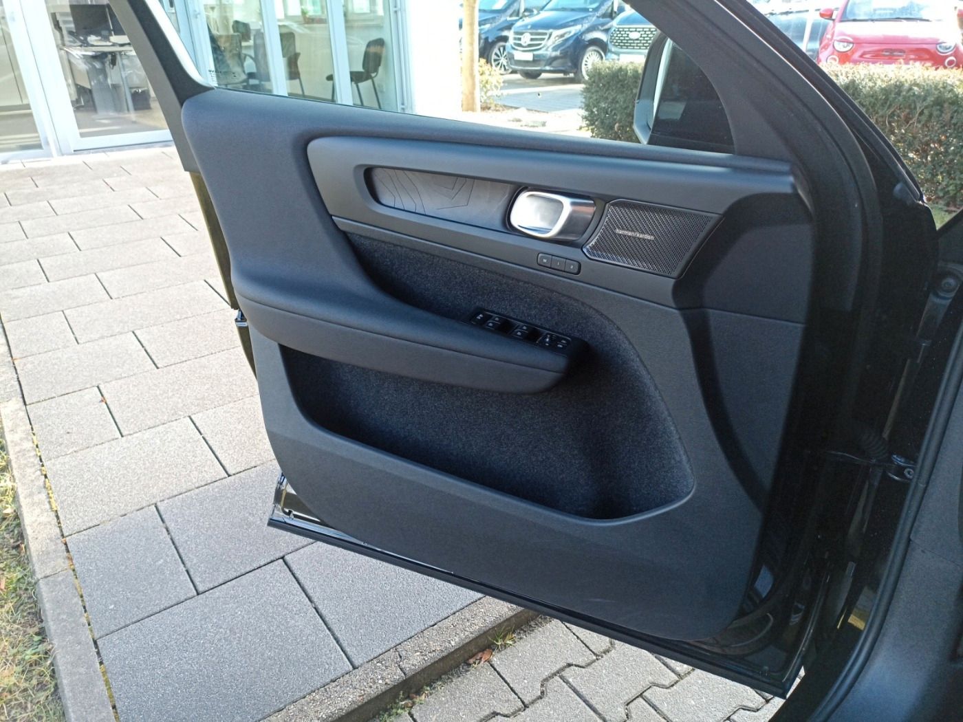 Volvo XC40 Plus Dark SHZ*AHK*PDC*