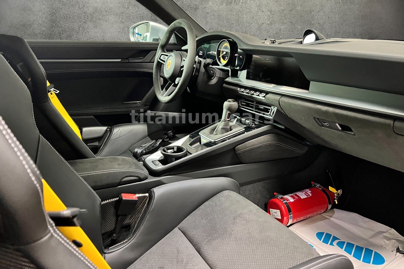 Porsche 911 992 GT3 Clubsport - Samsaru's Car Outlet